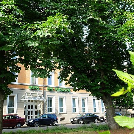 Hotel Am Schelztor Esslingen am Neckar Екстериор снимка