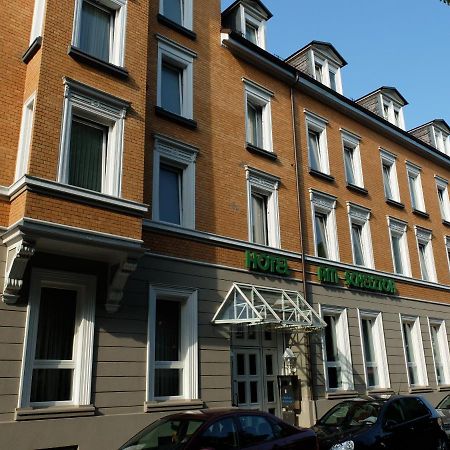 Hotel Am Schelztor Esslingen am Neckar Екстериор снимка